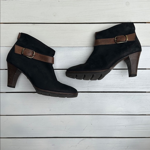 Paul Green Women's Boot Size 6 Block Heel Black Nubuck Bootie Brown Strap - Picture 1 of 10
